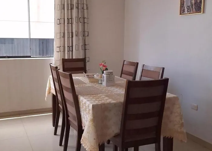 Apartment Spacious In Larapa-